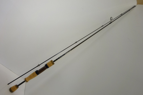 BeスティッキートラウトBST-HM53L